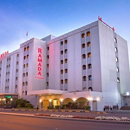 Ramada by Wyndham Bahrain Hotel Al-Manamah Bagian luar foto