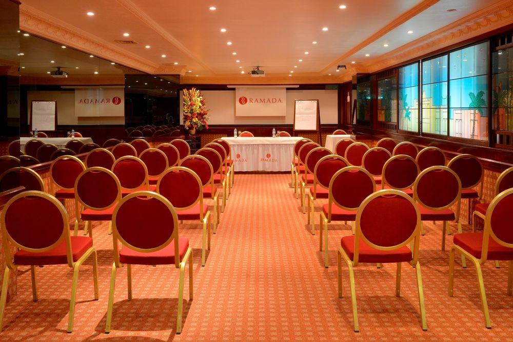 Ramada by Wyndham Bahrain Hotel Al-Manamah Bagian luar foto