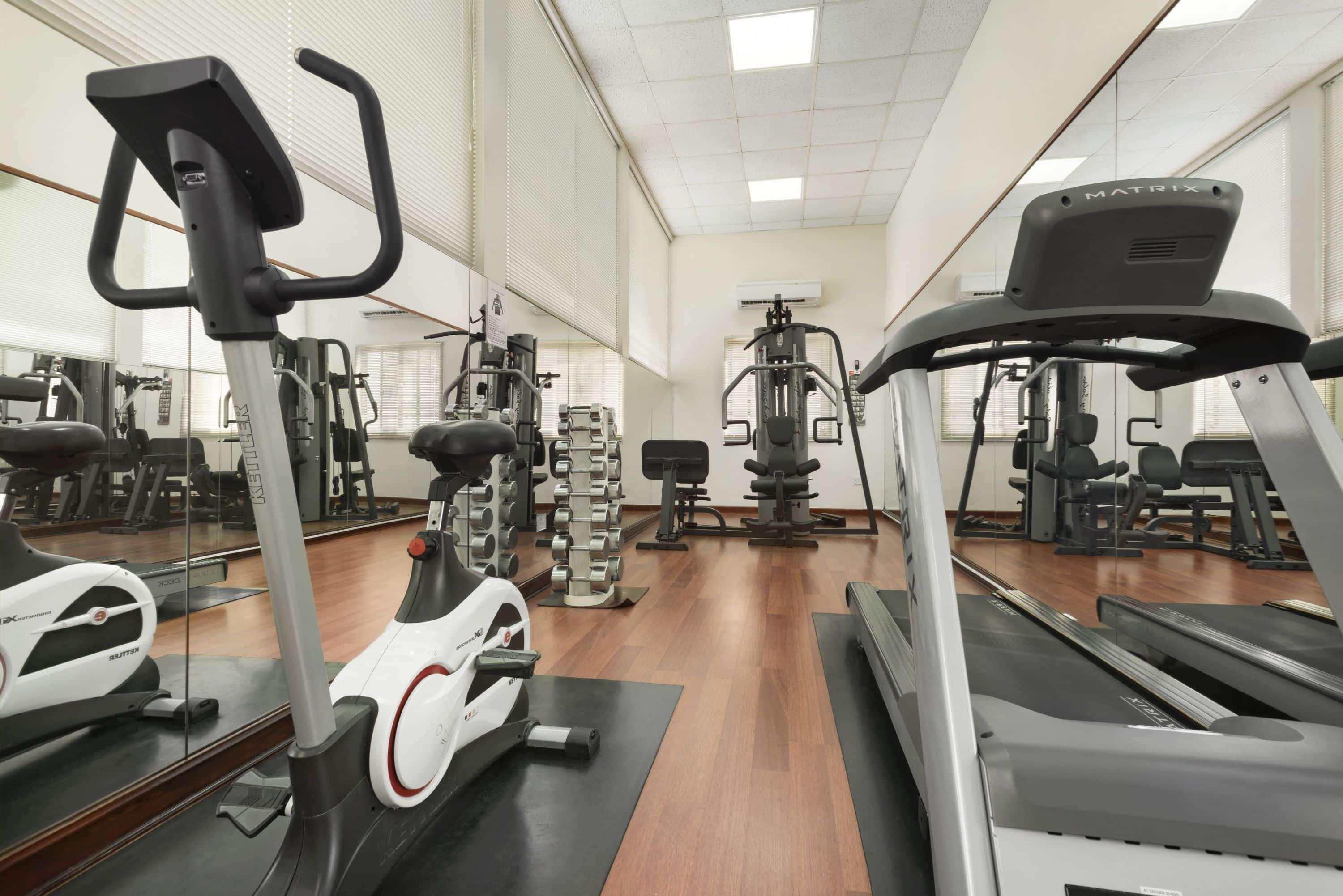 Ramada by Wyndham Bahrain Hotel Al-Manamah Bagian luar foto