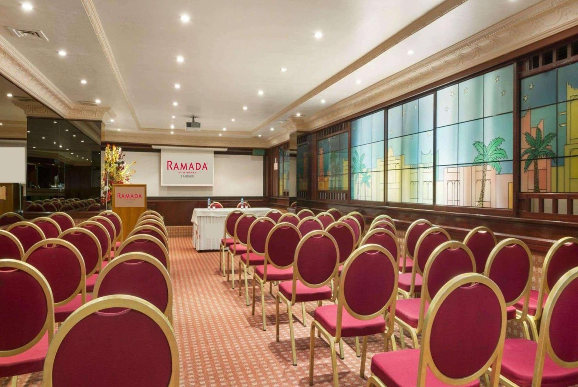 Ramada by Wyndham Bahrain Hotel Al-Manamah Bagian luar foto