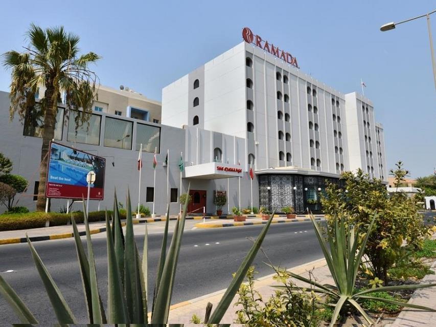 Ramada by Wyndham Bahrain Hotel Al-Manamah Bagian luar foto