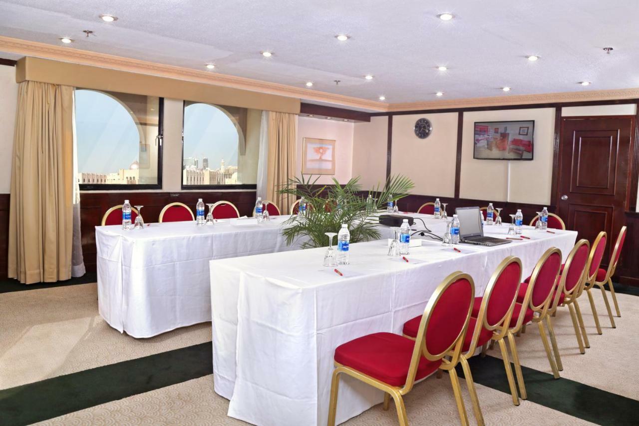 Ramada by Wyndham Bahrain Hotel Al-Manamah Bagian luar foto